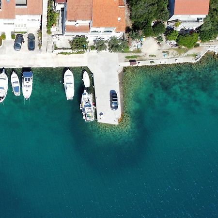 Apartments By The Sea Zaglav, Dugi Otok - 12424 Exterior photo